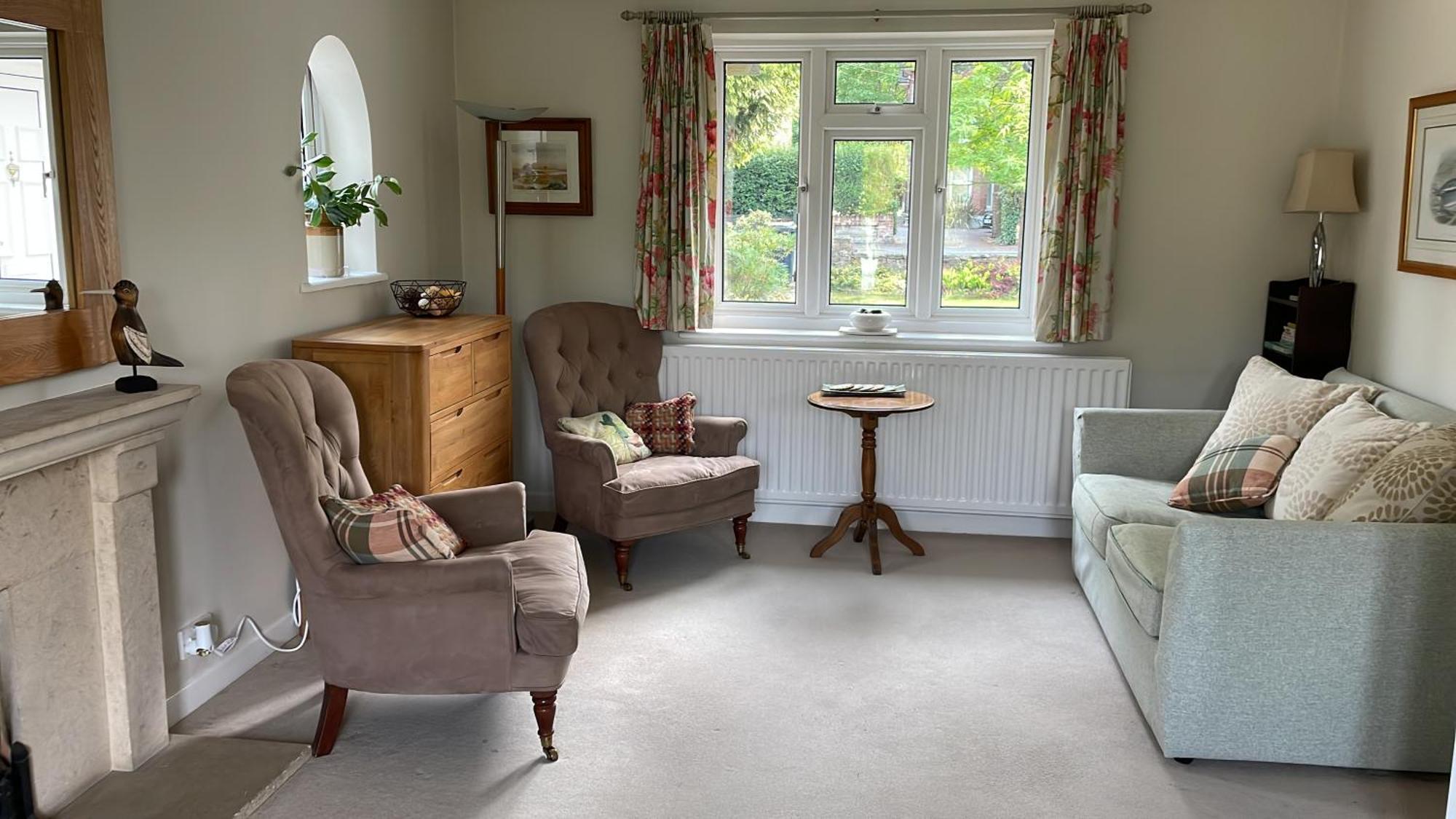 Charming Bournemouth House With Beautiful Spacious Gardens, 5 Min Drive To Beaches, Free Parking For 2-3 Cars Ngoại thất bức ảnh